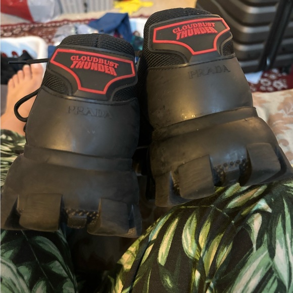 Prada Cloudbust Thunder sneakers

Unisex - Picture 3 of 9